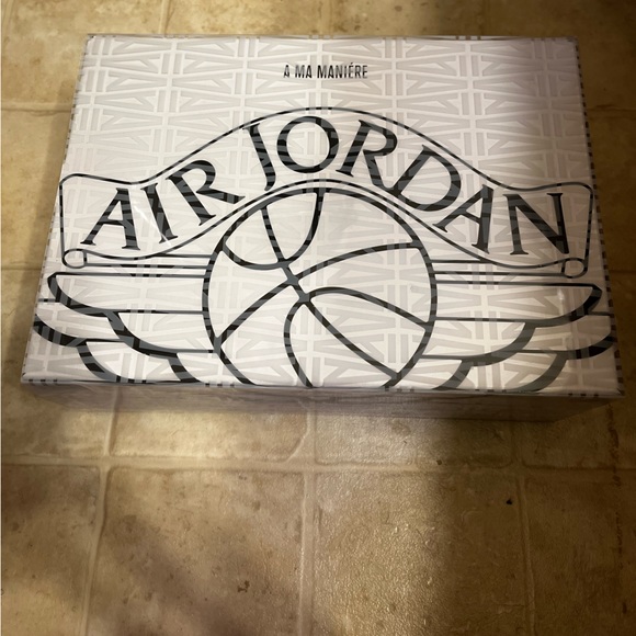 Jordan/ A Ma Maniére